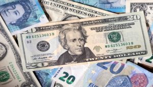 سعر الدولار مقابل الجنيه المصري اليوم