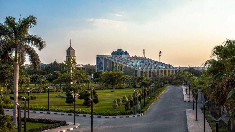 جامعة مصر للعلوم والتكنولوجيا.. كل ما تريد معرفته عن الرسوم والتخصصات ومعدلات القبول 3 جامعة مصر للعلوم والتكنولوجيا